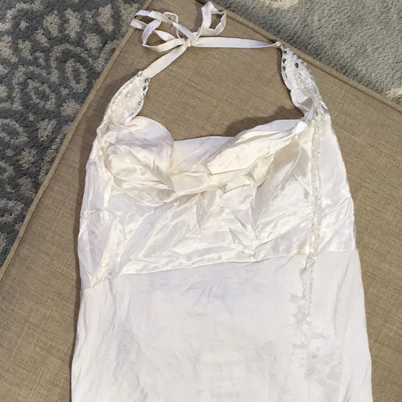 Bebe Women's White Silk Tie Back Halter w Feathers - Picture 7 of 8
